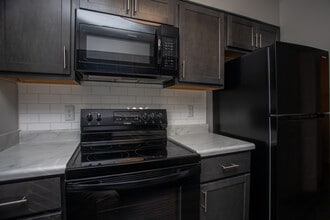 The Bluffs Apartment Homes in Spartanburg, SC - Foto de edificio - Building Photo