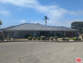 1156 Las Pulgas Pl in Los Angeles, CA - Building Photo