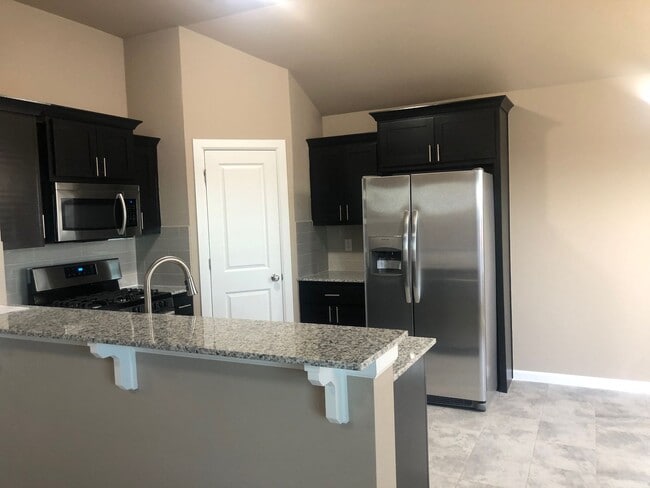 13539 N 130th E Ave in Collinsville, OK - Building Photo - Building Photo