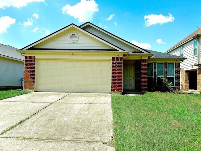 property at 2722 Kelly Brook TR