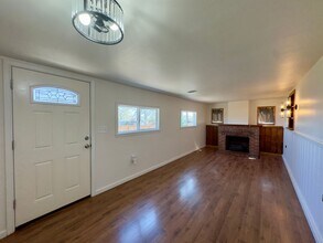 39 Walkern Rd in Essex, MD - Building Photo - Building Photo