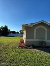 210 Plainfield St in Lehigh Acres, FL - Building Photo - Building Photo