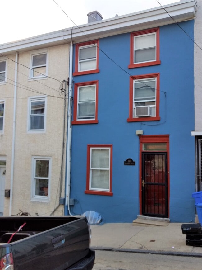 property at 186 Conarroe St