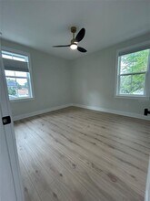 468 44th Ave NE in St. Petersburg, FL - Building Photo - Building Photo