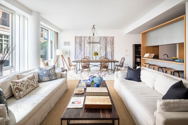 311 W Broadway in New York, NY - Building Photo - Building Photo