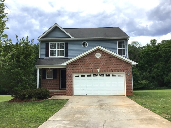 property at 204 Falcon Rd