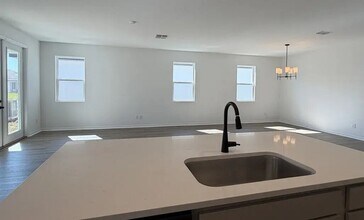5762 Cattle Rnch Dr in St. Cloud, FL - Building Photo - Building Photo
