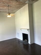 123 N Commerce in Pettus, TX - Building Photo - Building Photo