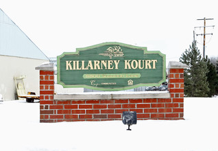 Killarney Kourt Senior Living in Sturtevant, WI - Foto de edificio - Building Photo