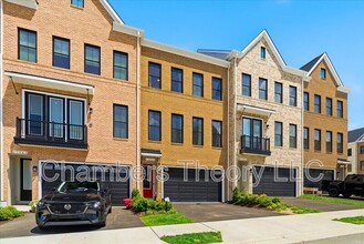 23062 Copper Tree Ter in Brambleton, VA - Building Photo - Building Photo