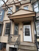 664 Palisade Ave in Jersey City, NJ - Building Photo