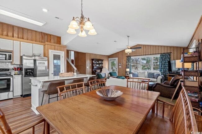 301 56th Ave N in North Myrtle Beach, SC - Building Photo - Building Photo