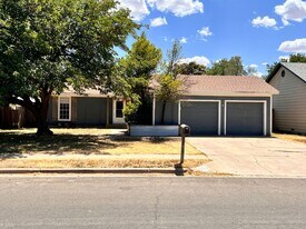 2715 91st St in Lubbock, TX - Building Photo