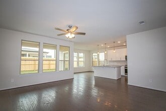 3413 Knighton Hill Dr in Houston, TX - Building Photo - Building Photo