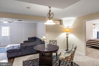 10496 Neale Sound Ct in Gainesville, VA - Building Photo - Building Photo