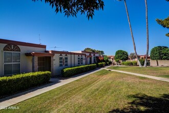 13231 N Cedar Dr, Unit AUCMWL in Sun City, AZ - Building Photo - Building Photo