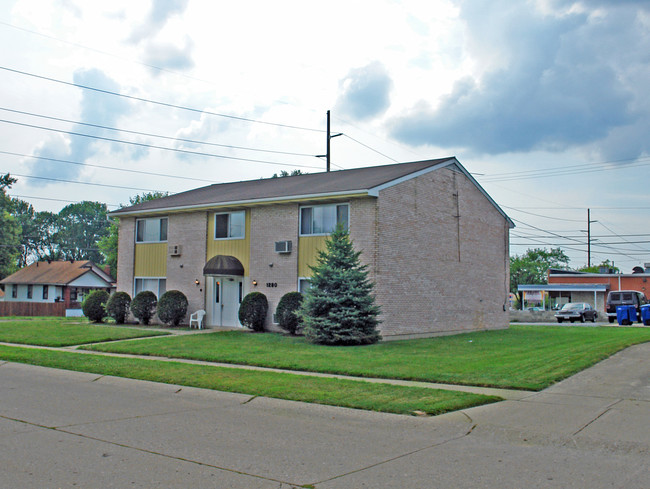 1280 Cloverfield Ave in Dayton, OH - Building Photo - Building Photo