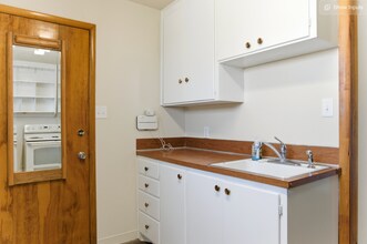 466 E Center St in Spanish Fork, UT - Building Photo - Building Photo