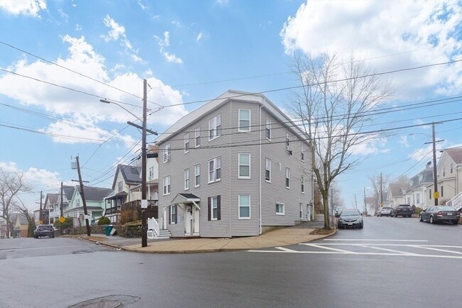 122-126-126 Marianna St