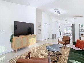 2907 W Arch St in Tampa, FL - Building Photo - Building Photo