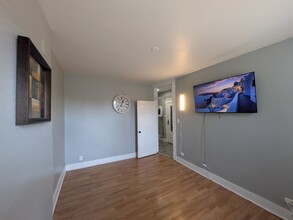 11307 S Langley Ave in Chicago, IL - Building Photo - Building Photo