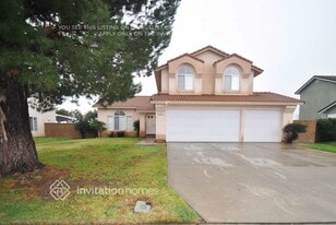 2845 W Fairview Dr in Rialto, CA - Building Photo