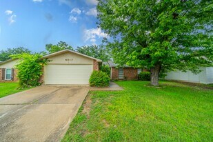 4017 Dogwood Ln in Fort Worth, TX - Building Photo