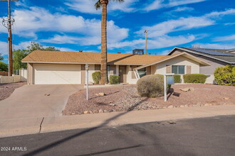 1420 N Gene Ave in Tempe, AZ - Foto de edificio - Building Photo