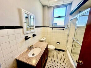 595 67th St in West New York, NJ - Building Photo - Building Photo