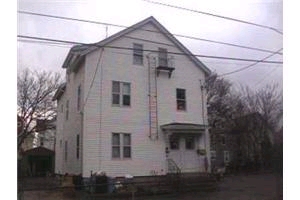 26 Sherman St in Pawtucket, RI - Foto de edificio