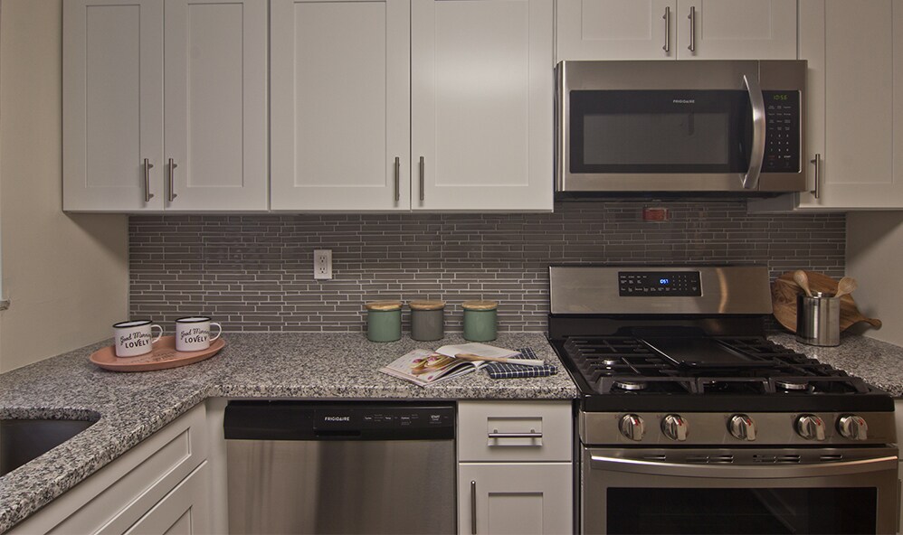 Elmwood Terrace Apartments and Townhomes in Rochester, NY