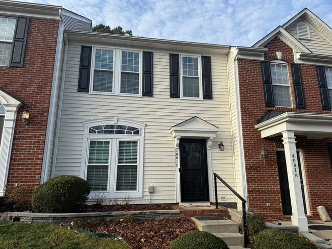 property at 4001 Waterside Ln