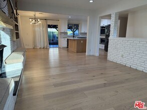 7656 Capistrano Ave in Los Angeles, CA - Building Photo - Building Photo