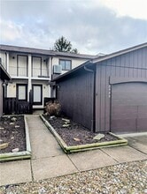 3489 Villa-Casa Ct in Brunswick, OH - Building Photo - Building Photo