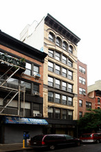 17 Orchard St in New York, NY - Building Photo - Building Photo