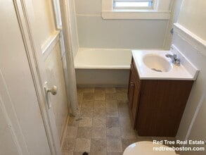 1185 Boylston St, Unit 34 in Boston, MA - Foto de edificio - Building Photo