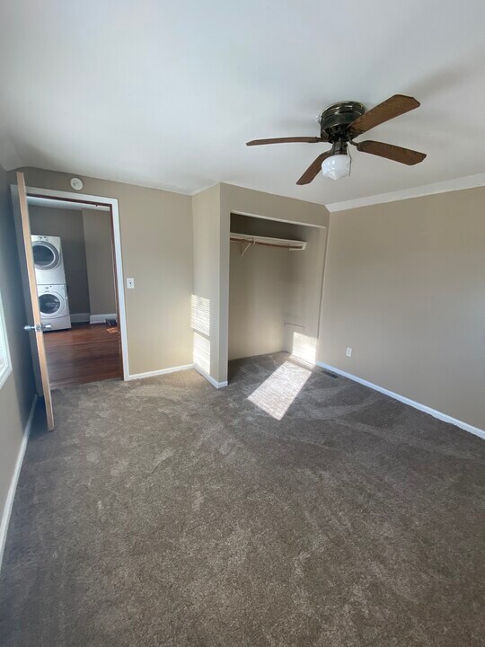 410 W Hempstead Ave in Fairfield, IA - Building Photo