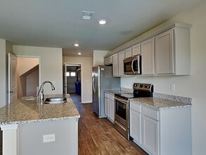 24 Blue Fescue Way in Columbia, SC - Building Photo - Building Photo