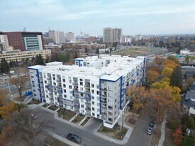 University Heights Apartments in Edmonton, AB - Building Photo