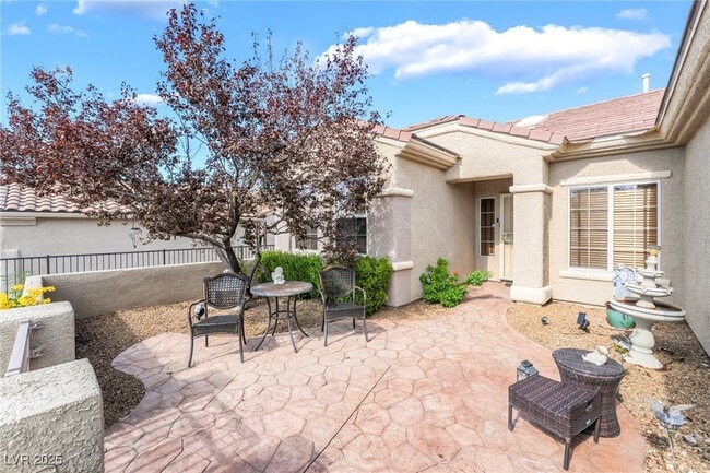 2706 Grand Forks Rd in Henderson, NV - Building Photo - Building Photo