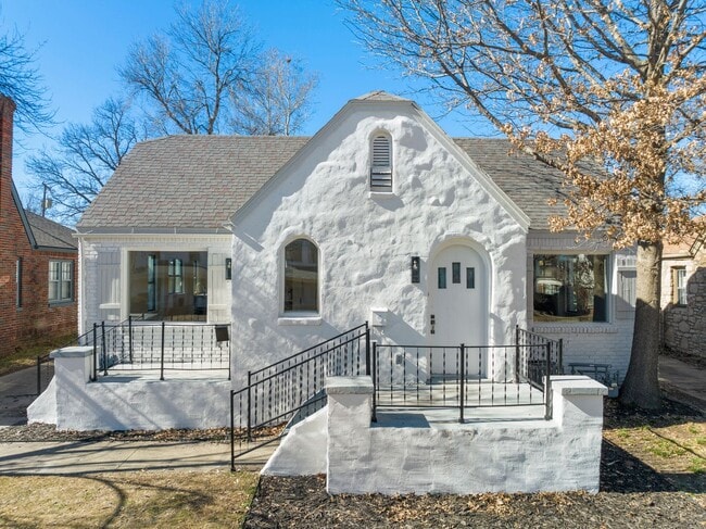 property at 1340 S Florence Ave