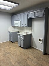 5909 69th Pl in Lubbock, TX - Building Photo - Building Photo