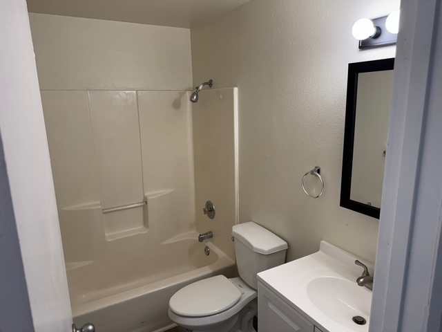 property at 507 S Ash St