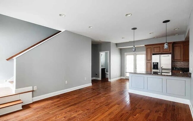 property at 1908 Webster St