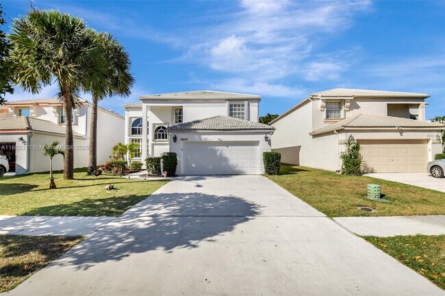 7647 Rockport Cir in Greenacres, FL - Building Photo - Building Photo