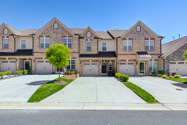 1228 United Ct in Winston-Salem, NC - Building Photo - Building Photo