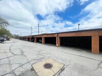 22081 River Oaks Dr photo'