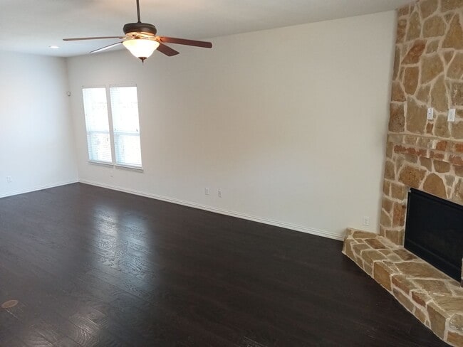 1704 Freedom Dr in McKinney, TX - Building Photo - Building Photo