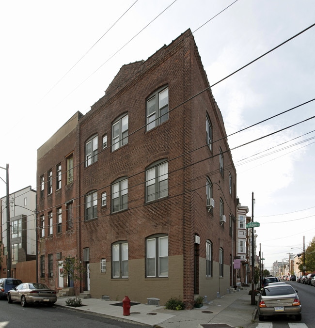 733-737 N 4th St