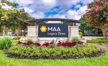 MAA Legacy Pines in Houston, TX - Building Photo - Building Photo